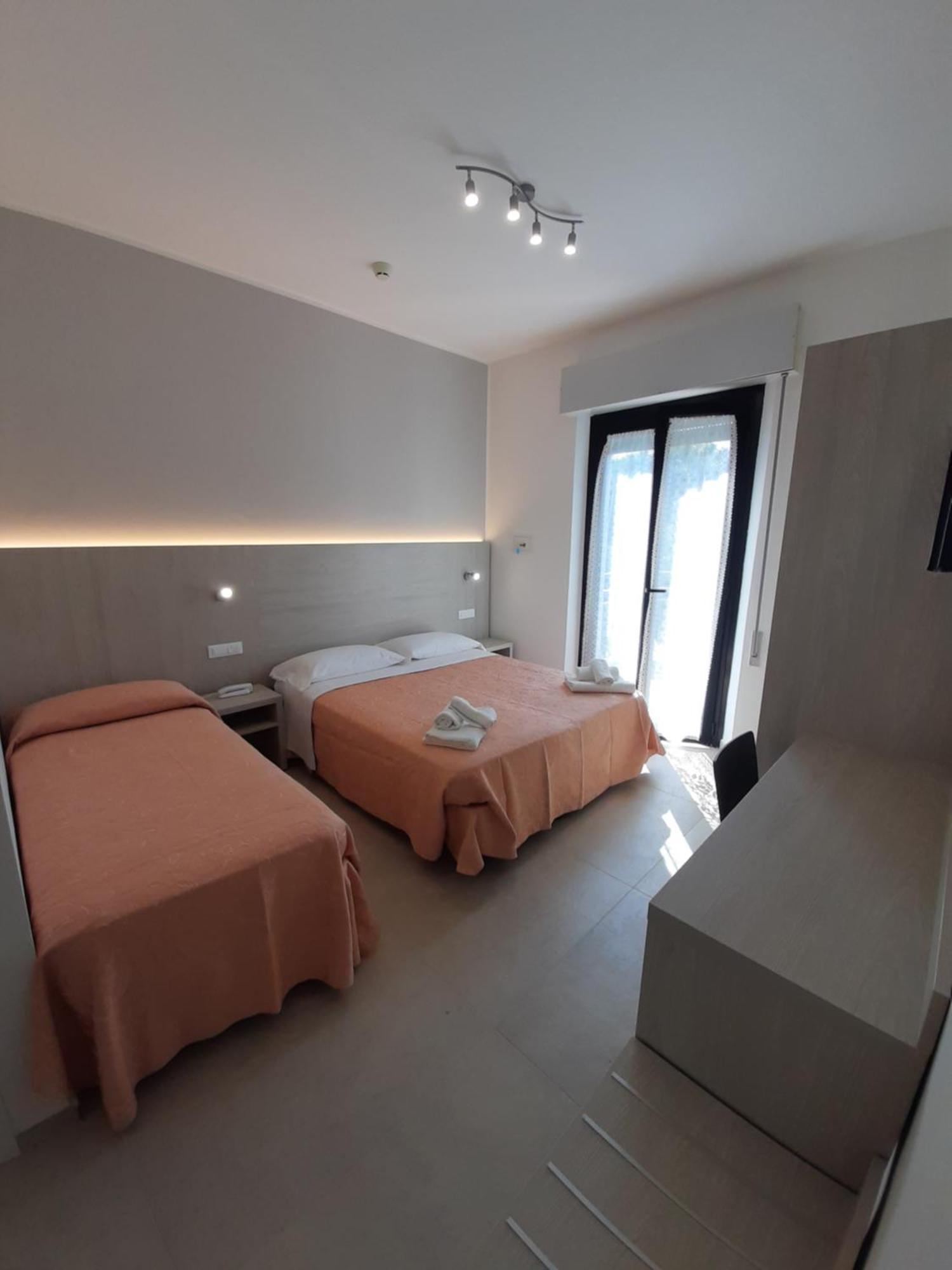 Hotel Altamarea Misano Adriatico Luaran gambar